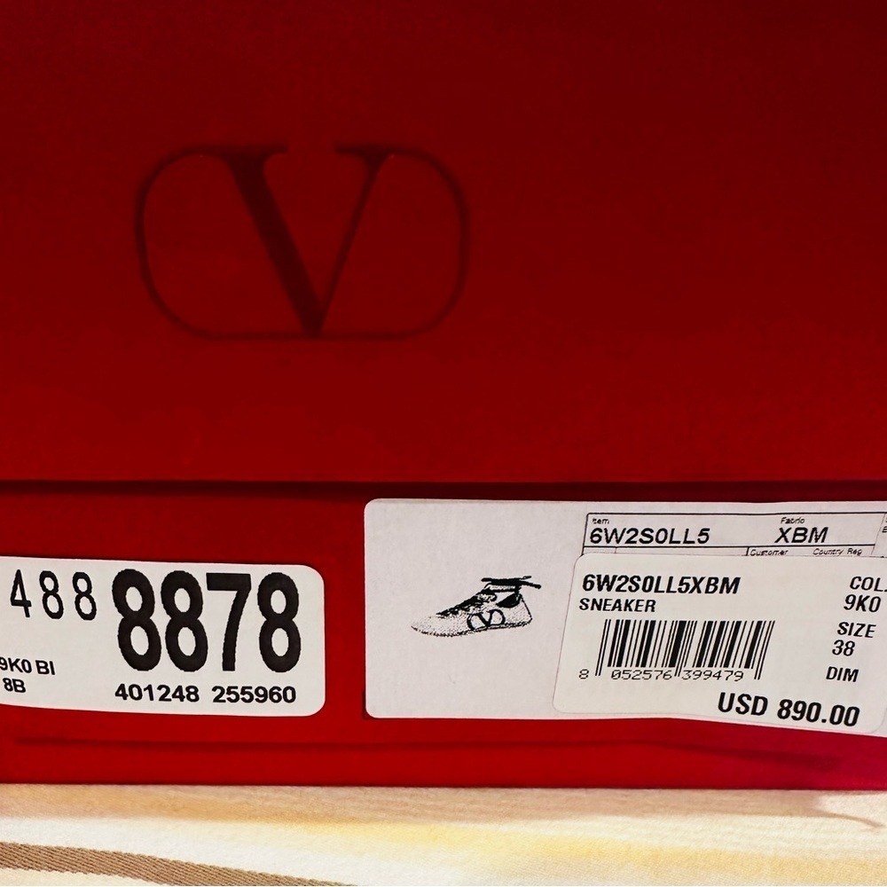 Valentino Garavani  Sneakers - Picture 5 of 9